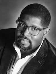 Mariah Lorraine's Instagram, Twitter & Facebook