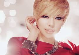 Who Is The Prettiest With Short Hair Kpop Girl Power Fanpop Scene Hair Colors Short Hair Styles Emo Hair Color