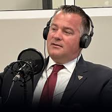 Stream episode Christopher Winters & Amanda Leese