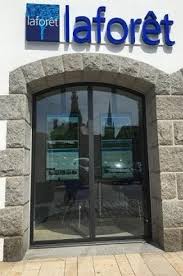 Retrouvez toutes les annonces immobilières en essonne, de nombreux biens immobiliers à acheter ou à louer proposées par 119 agences fnaim, des professionnels de l'immobilier à votre service. Immobilier Chateaulin L Agence Laforet Fete Son 1er Anniversaire Actualites Laforet Chateaulin Laforet Immobilier