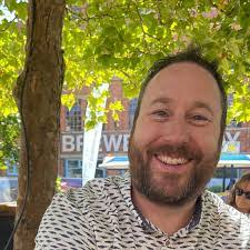 Scott Selby's Instagram, Twitter & Facebook