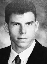 They had to smile for a picture but were broken inside." 😔