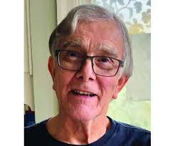 Andrea Innes's Instagram, Twitter & Facebook