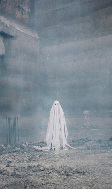 David Lowery Explains Why 'A Ghost Story' Has a Spanish Scene