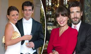 Our amazing children are our number one priority. the sun on sunday revealed. Who Is Matthew Robertson Davina Mccall S Husband Who She Split From Celebrity News Showbiz Tv Express Co Uk