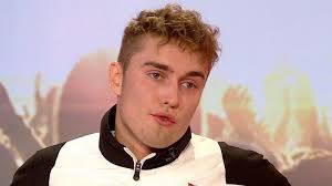 Sam Fender urges people to buy The Big Issue amid Covid-19 surge