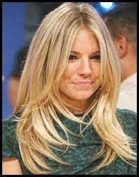 Frisuren Lang Stufig Frisuren Stufig Frisuren Frisuren Lang Stufig Straight Hairstyles Long Layered Hair Balayage Straight Hair