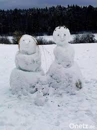 Dieser pinnwand folgen 4265 nutzer auf pinterest. Familie Schneemann Geht Frische Luft Schnappen Onetz