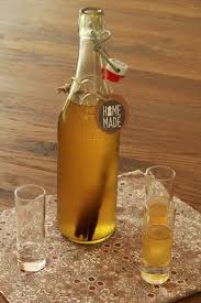 Orangecello Recette Italienne De Liqueur A L Orange Delicieuse Liqueur Maison Vodka Infusee Recettes De Cuisine