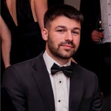 Today marks my 5 year anniversary at Auction House London When I initially  joined the team of 10 they were working towards their October auction with  140 lots. That first auction cycle