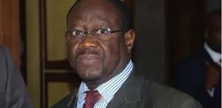 Profil] Nouveau directeur général: El Hadji Alioune Badara Fall, le  Superman d'Air Sénégal