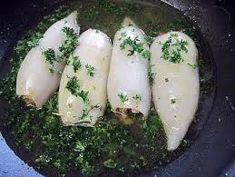 Calamars Farcis Aux Legumes De Provence Recette Calamar Recette Legumes Recette