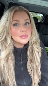 Mary Berrier's Instagram, Twitter & Facebook