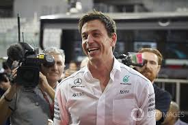 F1'in en iyi, en karizmatik, en zeki, en asil takım patronu toto wolff'ün hayran hesabıdır. Toto Wolff Exklusiv Fur Mich Gibt S Nur Neubauer Und Haug