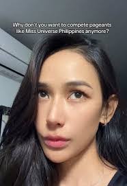 Samantha Bratt's Instagram, Twitter & Facebook