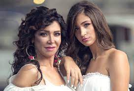 الممثلة الصغيرة التي قدمت هذا الدور هي جمانة فؤاد، ابنة الفنانة لقاء سويدان. Ù‡Ù„ Ù…Ù†Ø¹Øª Ù„Ù‚Ø§Ø¡ Ø³ÙˆÙŠØ¯Ø§Ù† Ø§Ø¨Ù†ØªÙ‡Ø§ Ù…Ù† Ø§Ù„ØªÙ…Ø«ÙŠÙ„ Ø§Ù„Ø¬Ù…Ø§Ù„ Ù†Øª