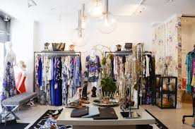 At The Best Dress Stores In Nyc You Can Find Everything From Casual Sundresses To Vintage Frocks To Glam Gowns Get R Dress Store Nice Dresses Ladies Boutique