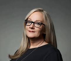 Gloria Morrison's Instagram, Twitter & Facebook