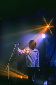 13 Best Singer On Earth Ideas Daniel Caesar Caesar Singer