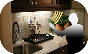 Under cabinet lighting is the perfect way to brighten up certain spots around your home. 4 Pack Wireless Motion Sensor Undercabinet Lights Pricepulse