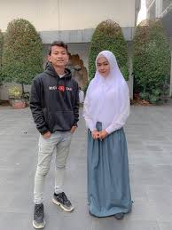 Foto ria ricis sebelum memakai hijab. Ria Ricis Dan 4 Pria Yang Digosipkan Jadi Pacarnya Terbaru Harris Vriza