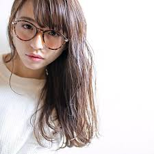 ギャップできゅんとさせる 髪の長さ別メガネ女子に似合うヘアアレンジ7選 myreco マイリコ 髪の長さ ヘアアレンジ ヘア