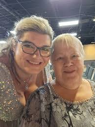 Amy Mcbroom's Instagram, Twitter & Facebook