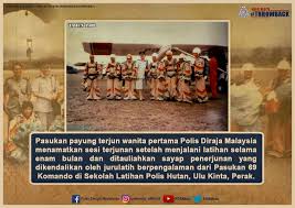 Polis diraja malaysia (tulisan jawi: Segmen Throwbackpdrm Skuad Payung Polis Diraja Malaysia Royal Malaysia Police Facebook