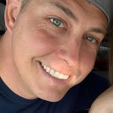 Roy Cantrell's Instagram, Twitter & Facebook