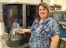 Barbara Silveri began her career 18 years ago in microbiology and later  moved to transfusion services, where is currently a Senior Lab  Technologist. Prior to joining SAH, she worked in a lab