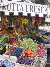Fruit Stand In Rome Love The Frutta Fresca Great Name For A Drink Live Abundance Fruit Stands Italy Outdoor Market