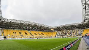Get the latest dynamo dresden news, scores, stats, standings, rumors, and more from espn. Genehmigung Da Dynamo Dresden Darf Schon Im Dfb Pokal Vor Fans Spielen Sportbuzzer De