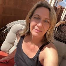 Kim Cluff (@lightswitch.kim) • Instagram photos and videos