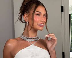 Hailey Bieber Debuted a New Glazed Cherry Nail Look for Her Latest Summer  Mani