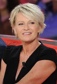 En 2012, elle vit une idylle avec erik orsenna, pendant plusieurs mois. Sophie Davant Qui Sont Les Hommes De Sa Vie Purepeople