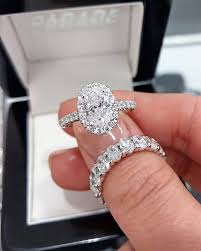Pics of wedding ring sets. Bridal Sets Stunning Ring Ideas That Will Melt Her Heart