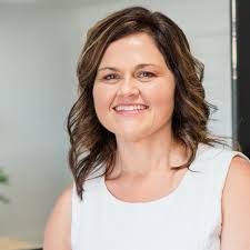 How to protect Christmas trees from toddlers?