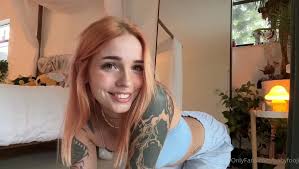 Babyfooji Onlyfans Step Sis After Work Video - PORNEKIP