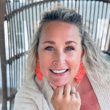 Alyson-Michael Thebeau (@alyt13) • Instagram photos and videos