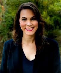 Angie Hester's Instagram, Twitter & Facebook