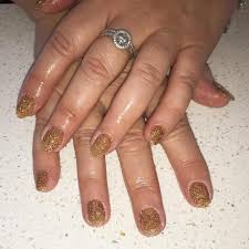 Maybe you would like to learn more about one of these? Illuminati Hair Beauty Sparkly Xmas Nails In Sns Gold Glitter Fun Fun Fun Nails By Silvia Sns Snsnails Gold Nails Facebook