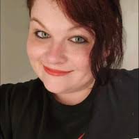 Amanda Shriver's Instagram, Twitter & Facebook