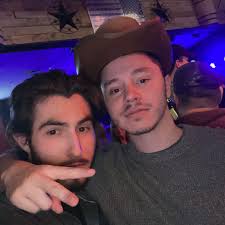 Reese Hurwitz (@reesespiec3ss) • Instagram photos and videos