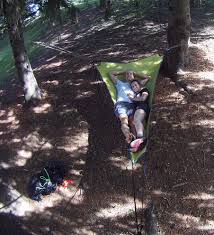 That triangle pergola is ready to support the hammock. The Triangle Platform Hammock Thingy