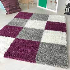 Schwarz und weiß karierten teppich, sie können die dinge einfach und chic mit dem marokkanischen berber schwarz und weiß teppich, die ein einfaches kariertes muster verfügt zu halten. Hochflor Shaggy Teppich Kariert In Versch Farben Und Grossen Langflor Teppiche Fur Wohnzimmer Und Jugendzimmer 60 X 110 Cm Violett Teppich Traumshop De