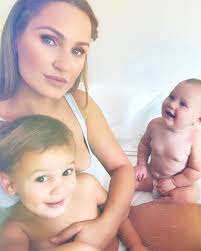 Family info for Sam Faiers, Paul and their 2 kids Paul and Rosie