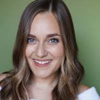 Meredith Dillon's Instagram, Twitter & Facebook