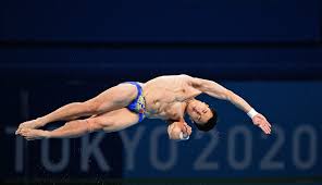 He has also won golds in diving at the world championships and world cups. Gdgvvk0bat4rqm
