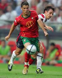England » squad euro 2004 portugal. Portugal 2 England 2 6 5 P In 2004 In Lisbon This Time Cristiano Ronaldo Leaves Gary Neville Behind In The Cristiano Ronaldo Ronaldo Cristiano Ronaldo Style