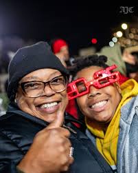 Happy 2025, Atlanta!! The Peach Drop returned to Underground Atlanta after  an absence last year 🍑 The traditional Peach Drop started in 1989 and was  based